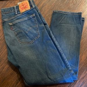 Mens Levi straight jeans